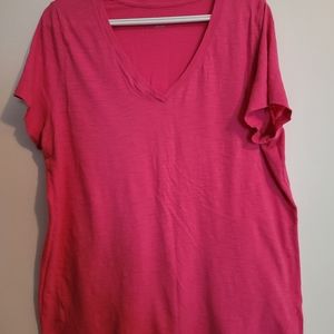 Womens pink v neck. Every day t shirt. 1X